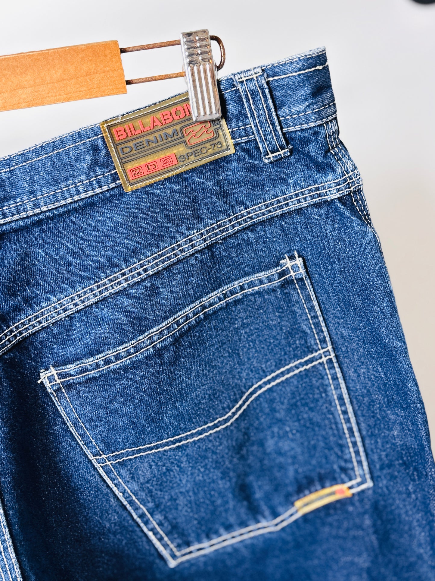 2000'S BILLABONG BAGGY DARK DENIM JEANS