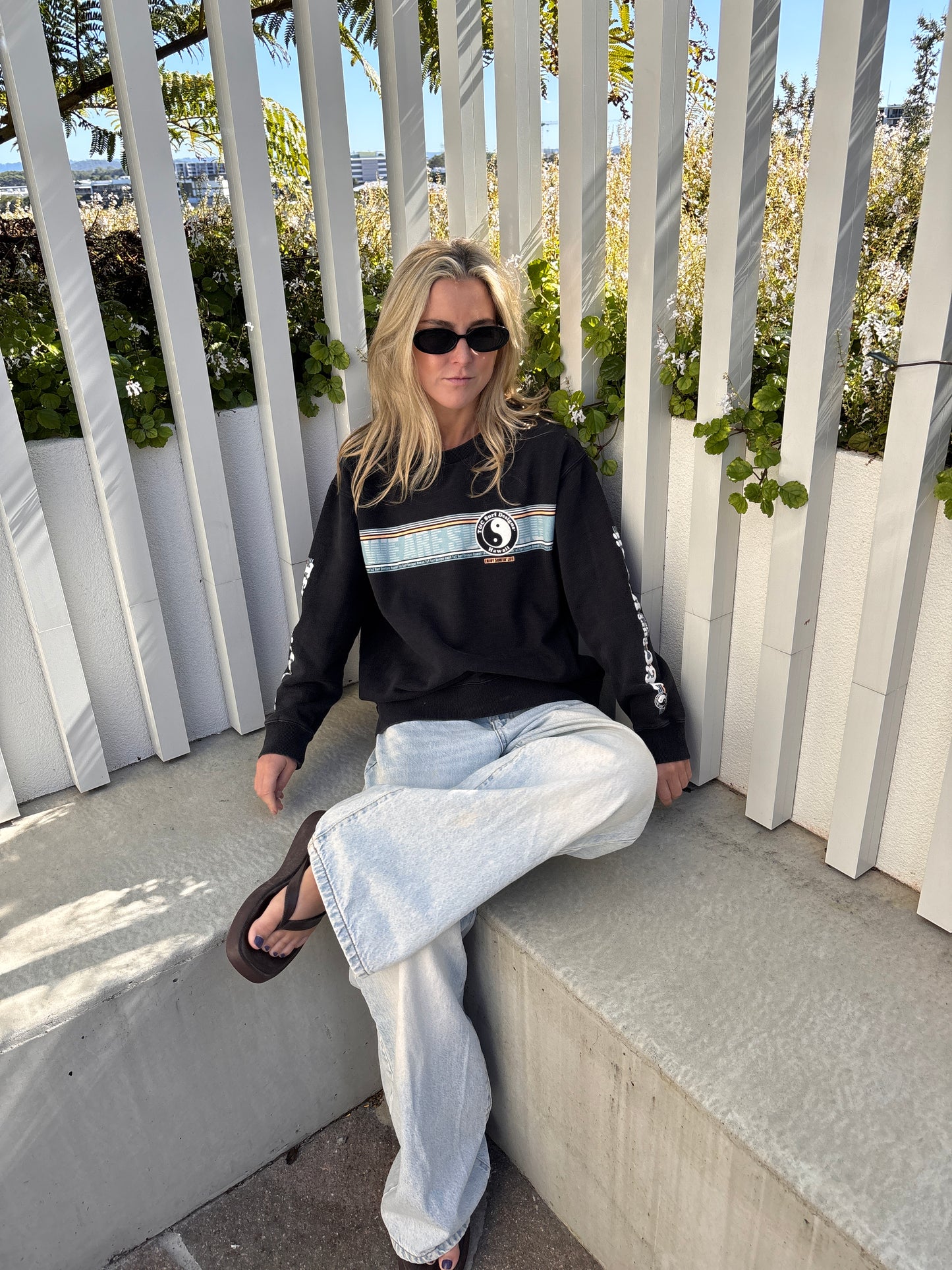 VINTAGE T&C JUMPER BLACK