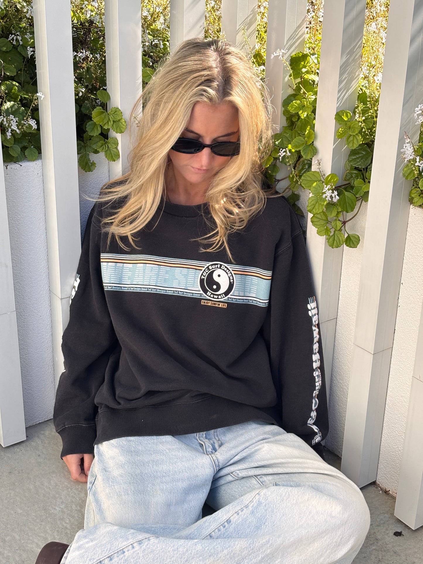 VINTAGE T&C JUMPER BLACK