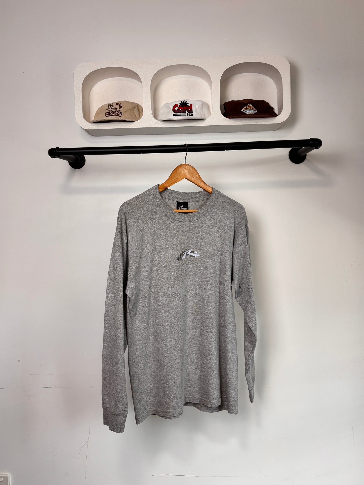 VINTAGE RUSTY LONGSLEEVE GREY