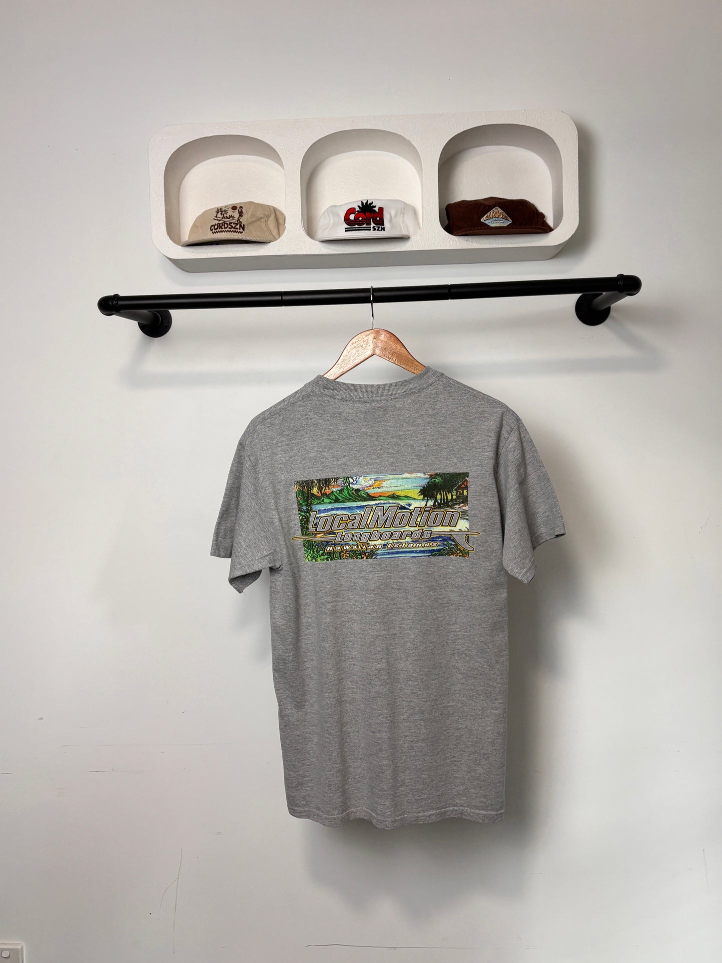 VINTAGE LOCAL MOTION TEE GREY
