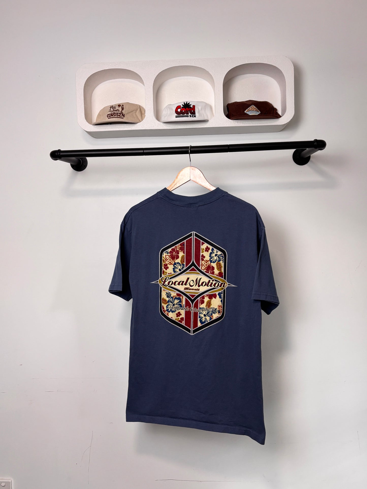 VINTAGE LOCAL MOTION HAWAII TEE NAVY