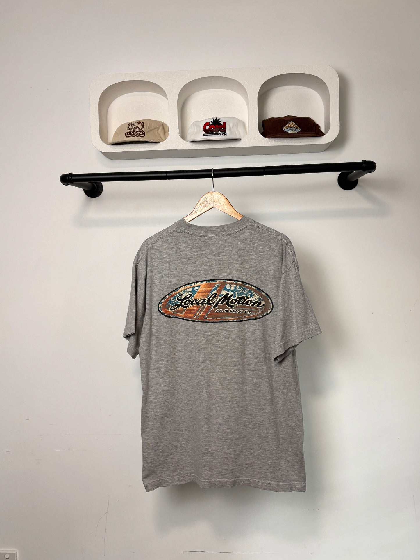 VINTAGE LOCAL MOTION TEE GREY