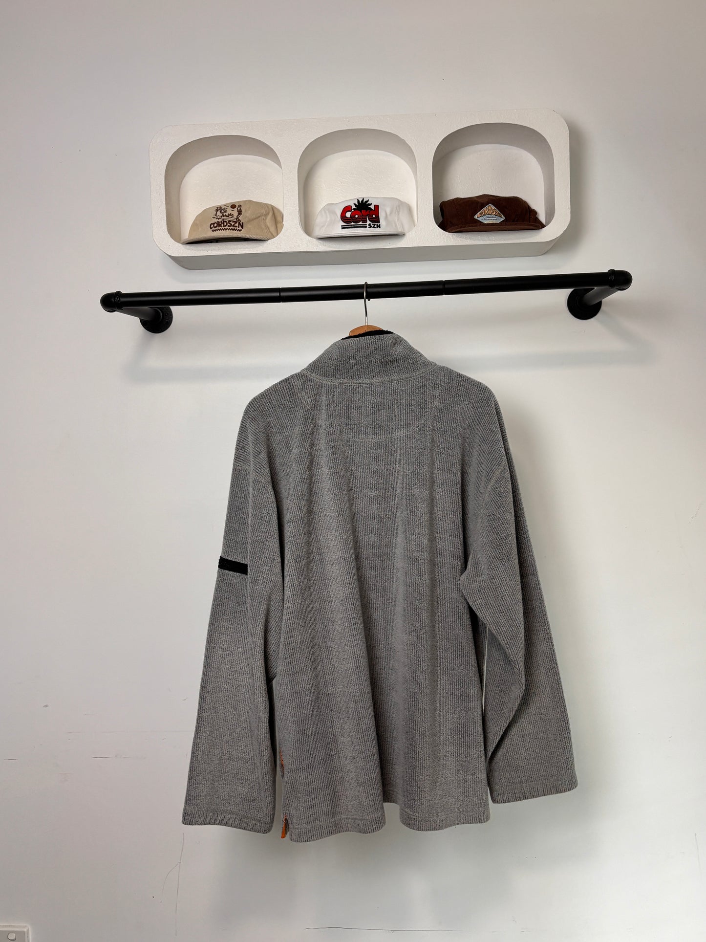 MODERN STONE RIVER ¼ ZIP GREY