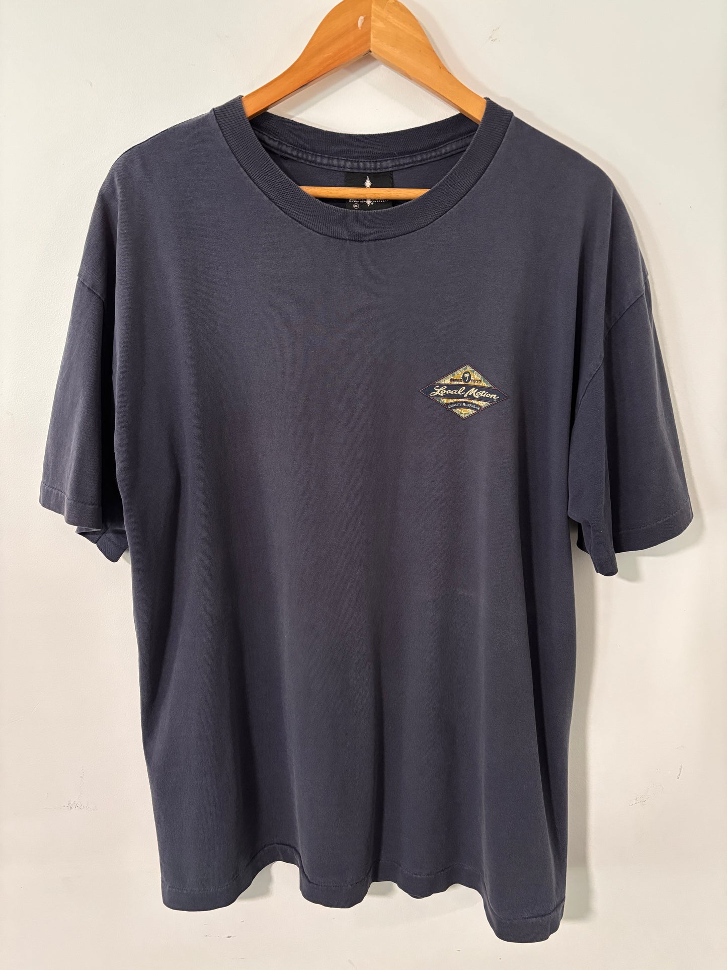 VINTAGE LOCAL MOTION TEE NAVY